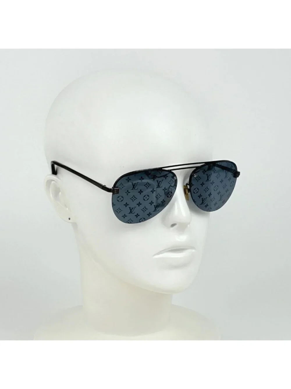Louis Vuitton this authentic