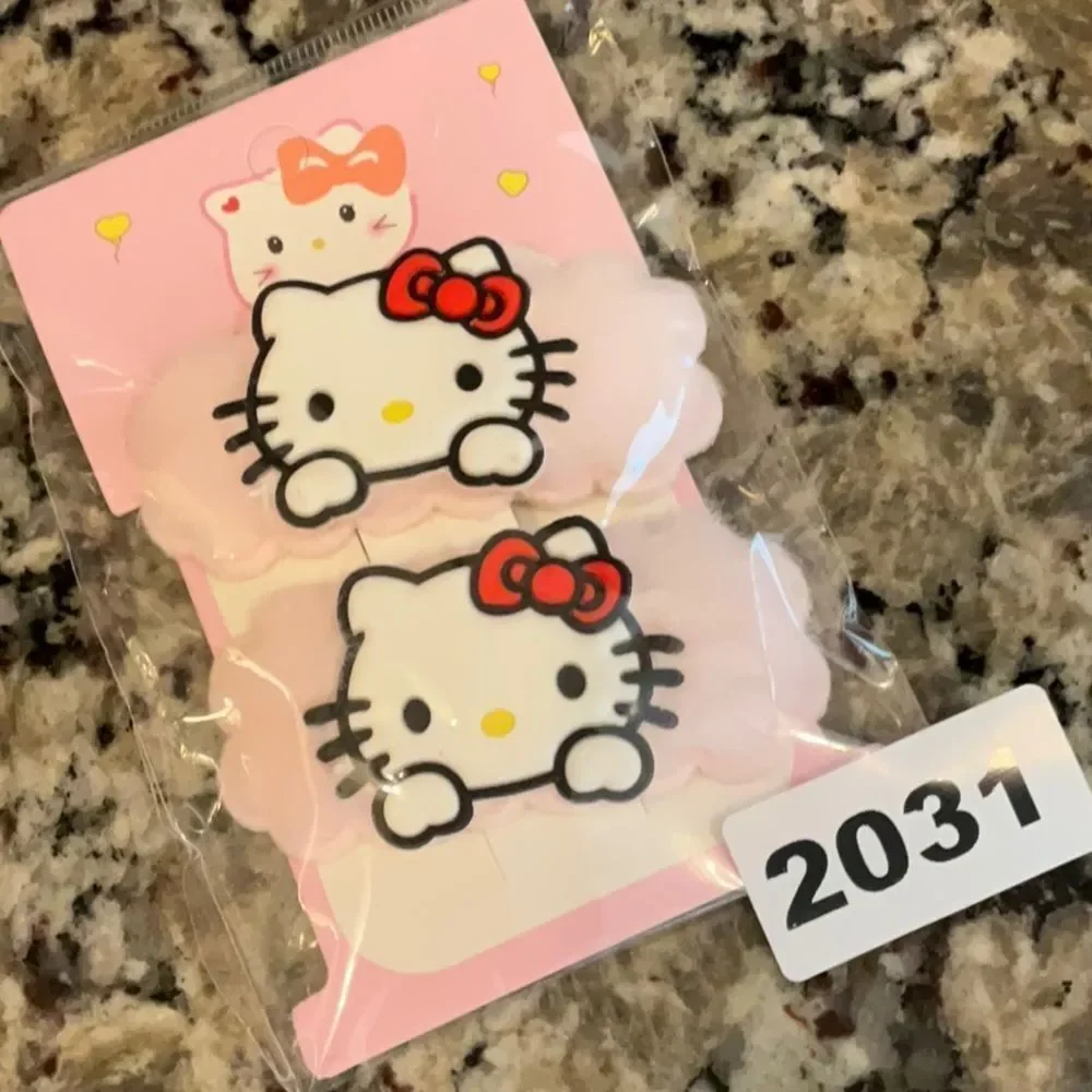 2030 Sanrio Set of 2 Fuzzy Hair‎ Clips