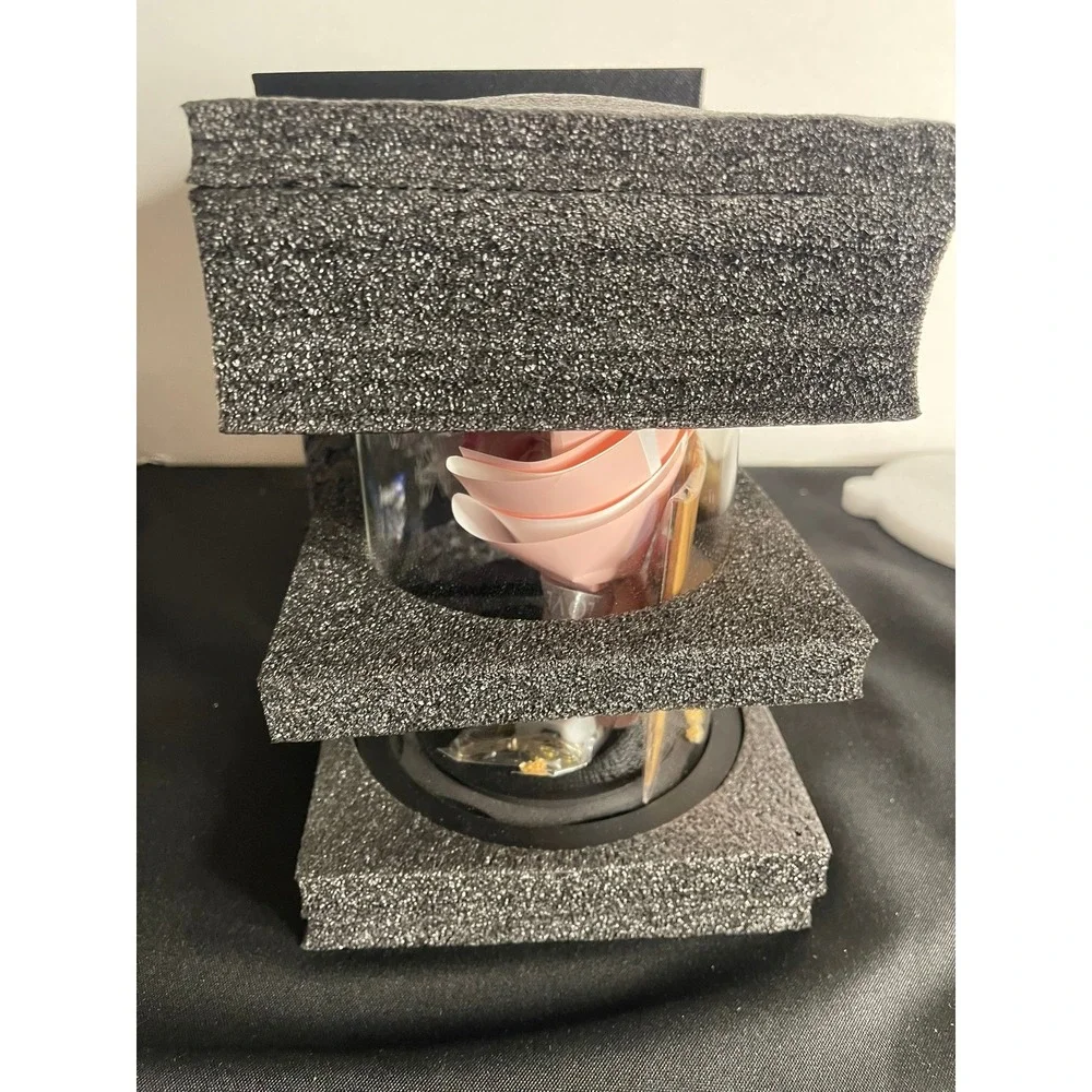 Unbranded preserved pink