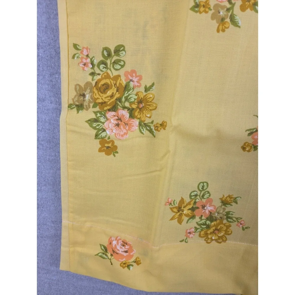The Unbranded Brand floral pillowcase