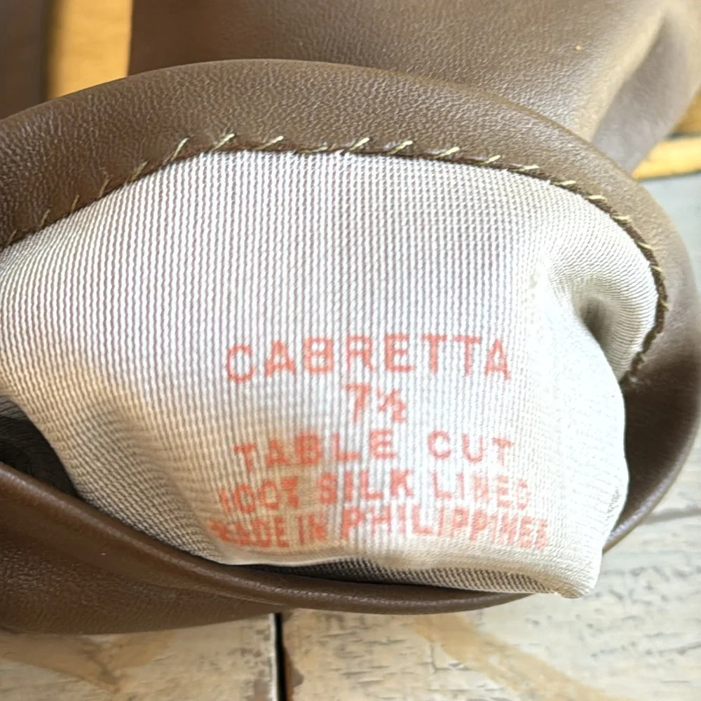 Van Raalte worn tag