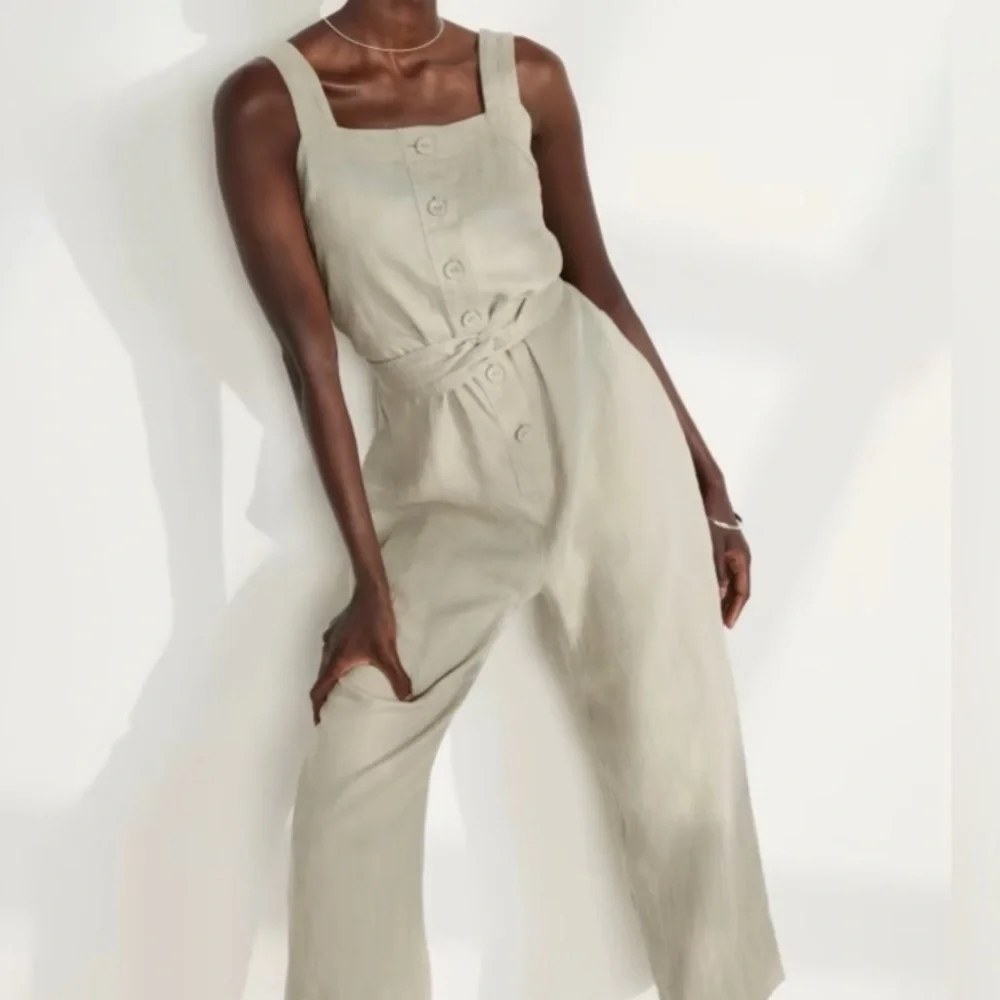 •nwt• Everlane The Linen jumpsuit in Seagrass