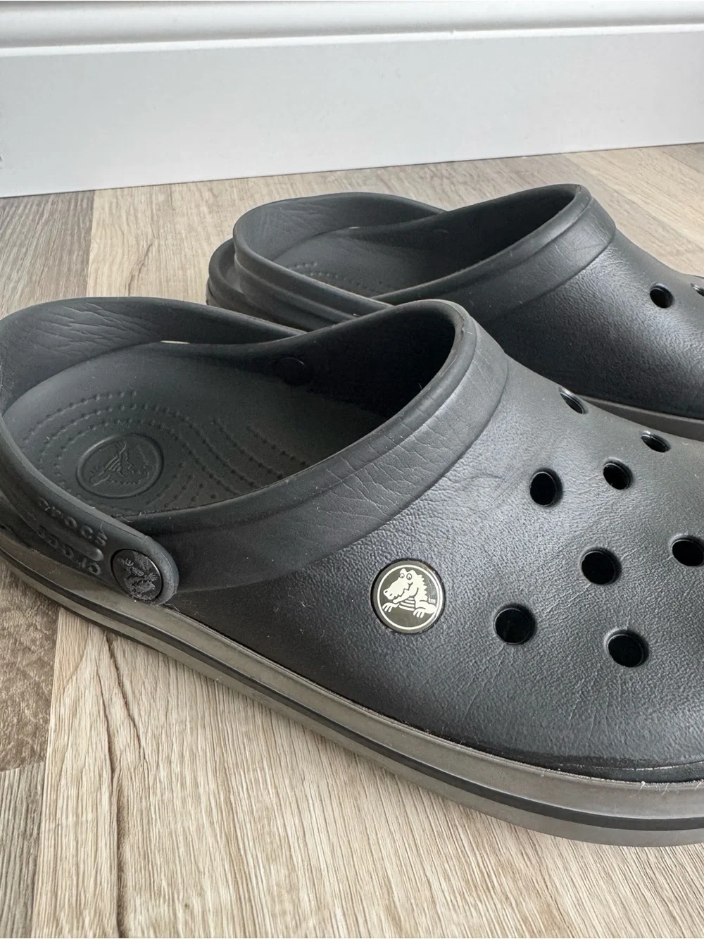 CROCS crocband clogs