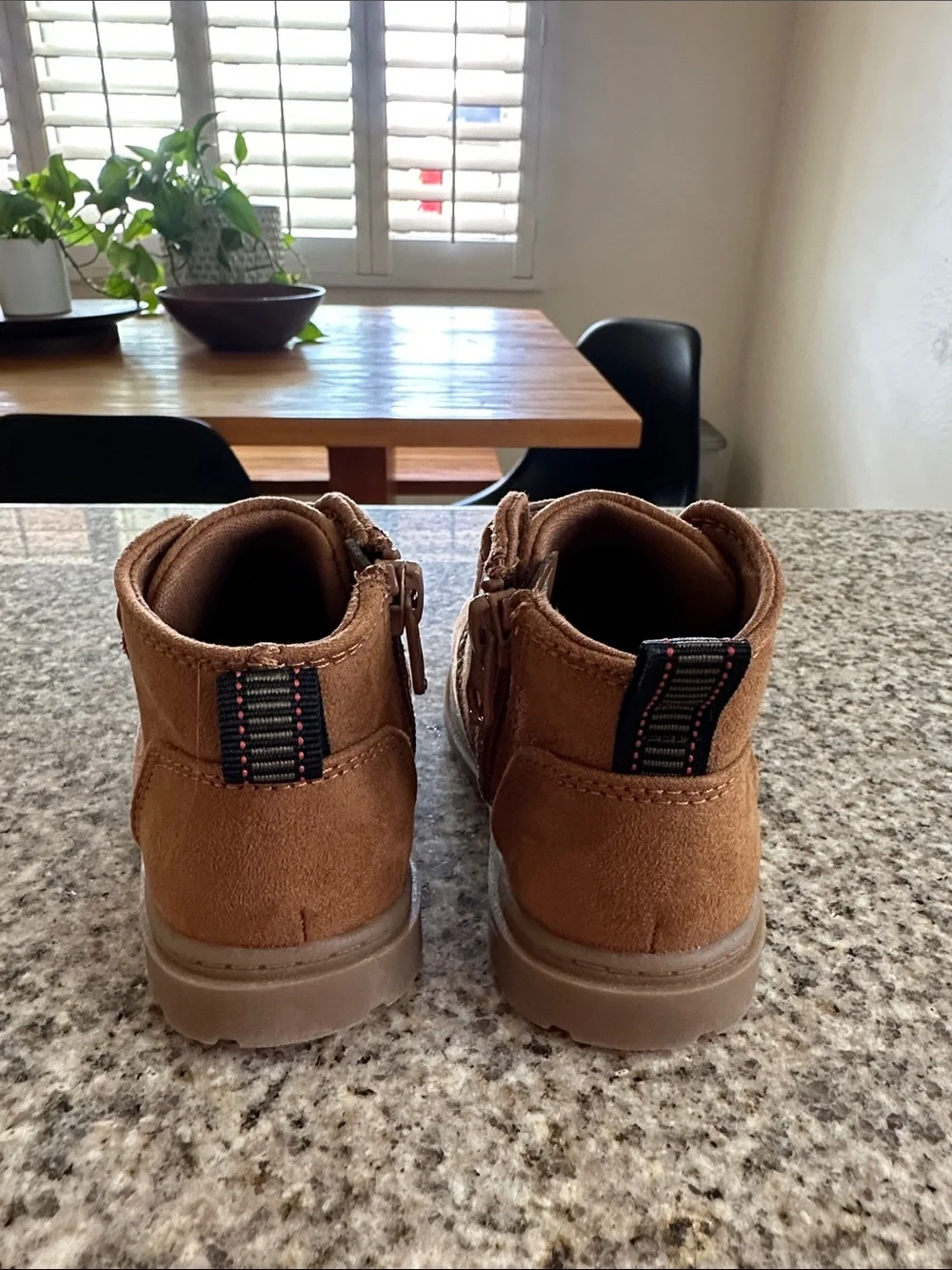 Cat & Jack cute brown