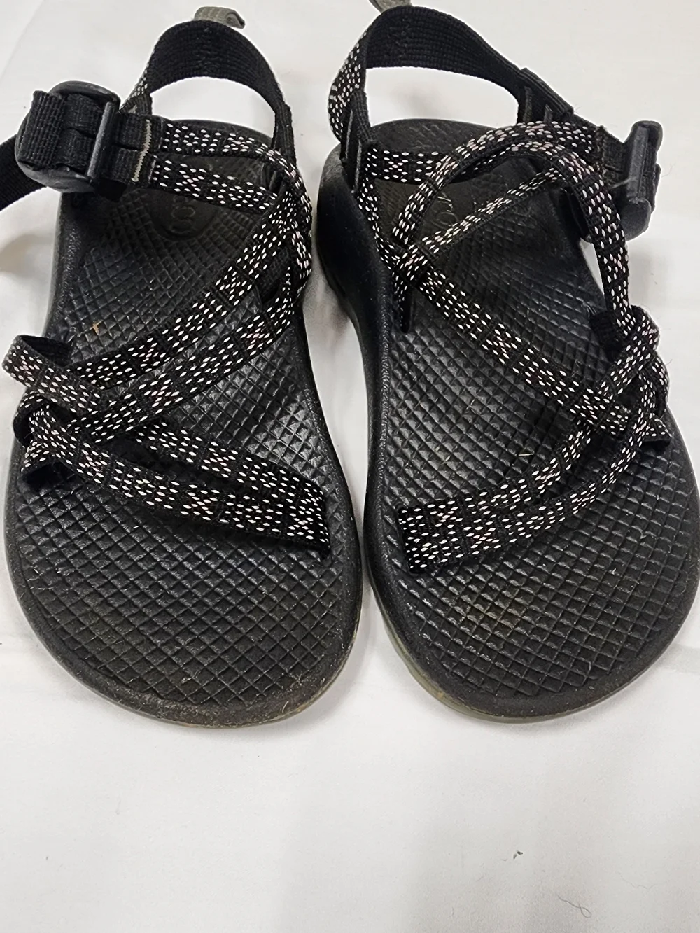 Chaco Kids Black & Light Pink Strappy Sandals Size 1