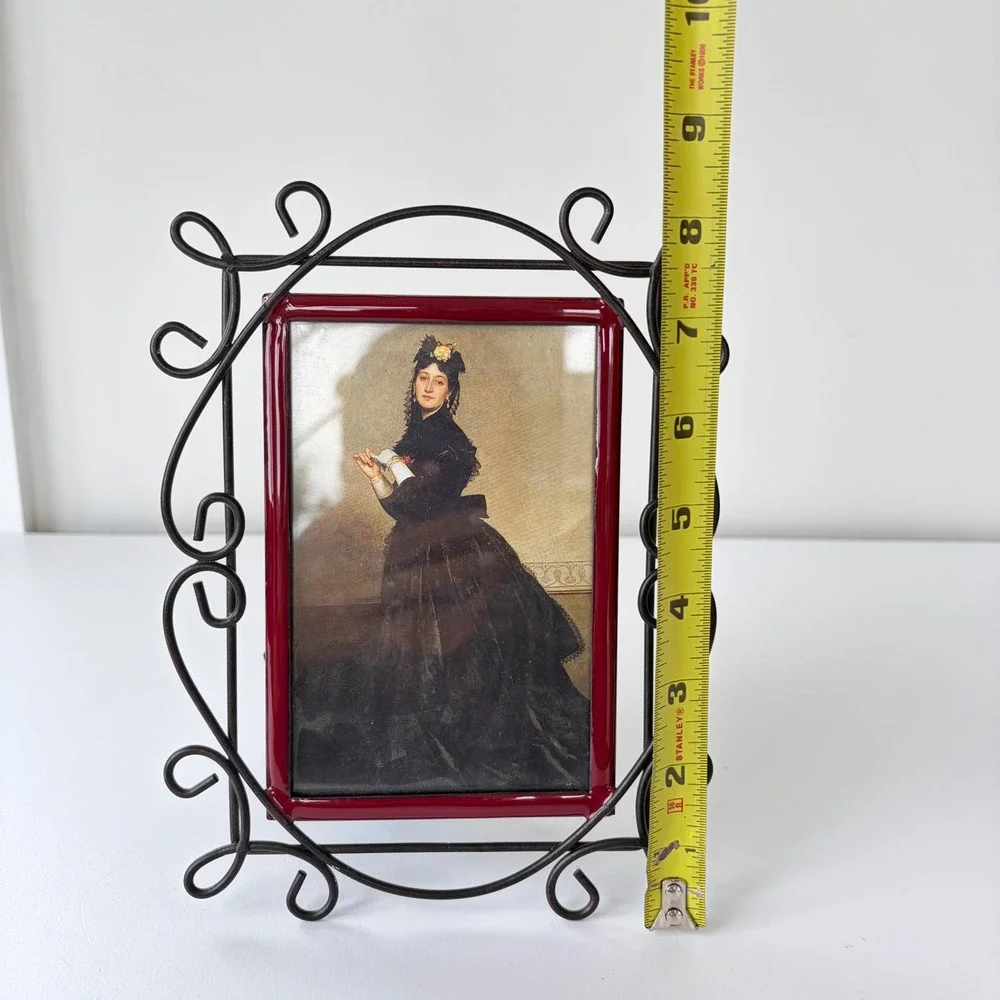 Fetco Home Decor Burgundy Enamel and Black Wire Scrollwork 4x6 Picture Frame