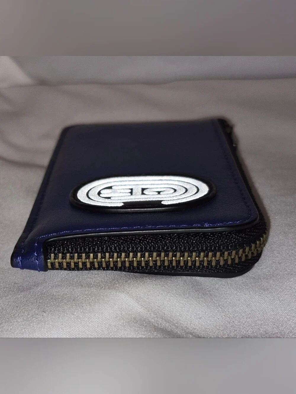 Coach zip card