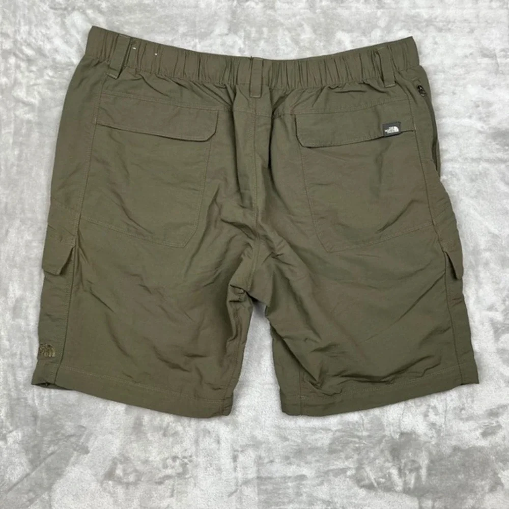 The North‎ Face Mens Cargo Shorts Olive Green Elastic Waist Size XL