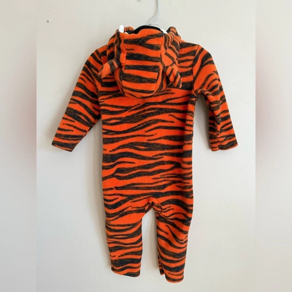 Old Navy fun tiger