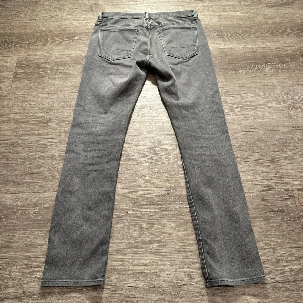 Banana Republic socialflare curated