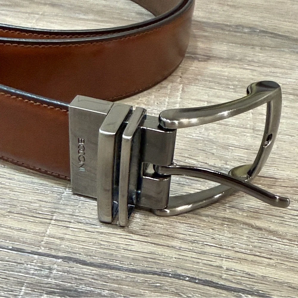 Boconi elegant belt