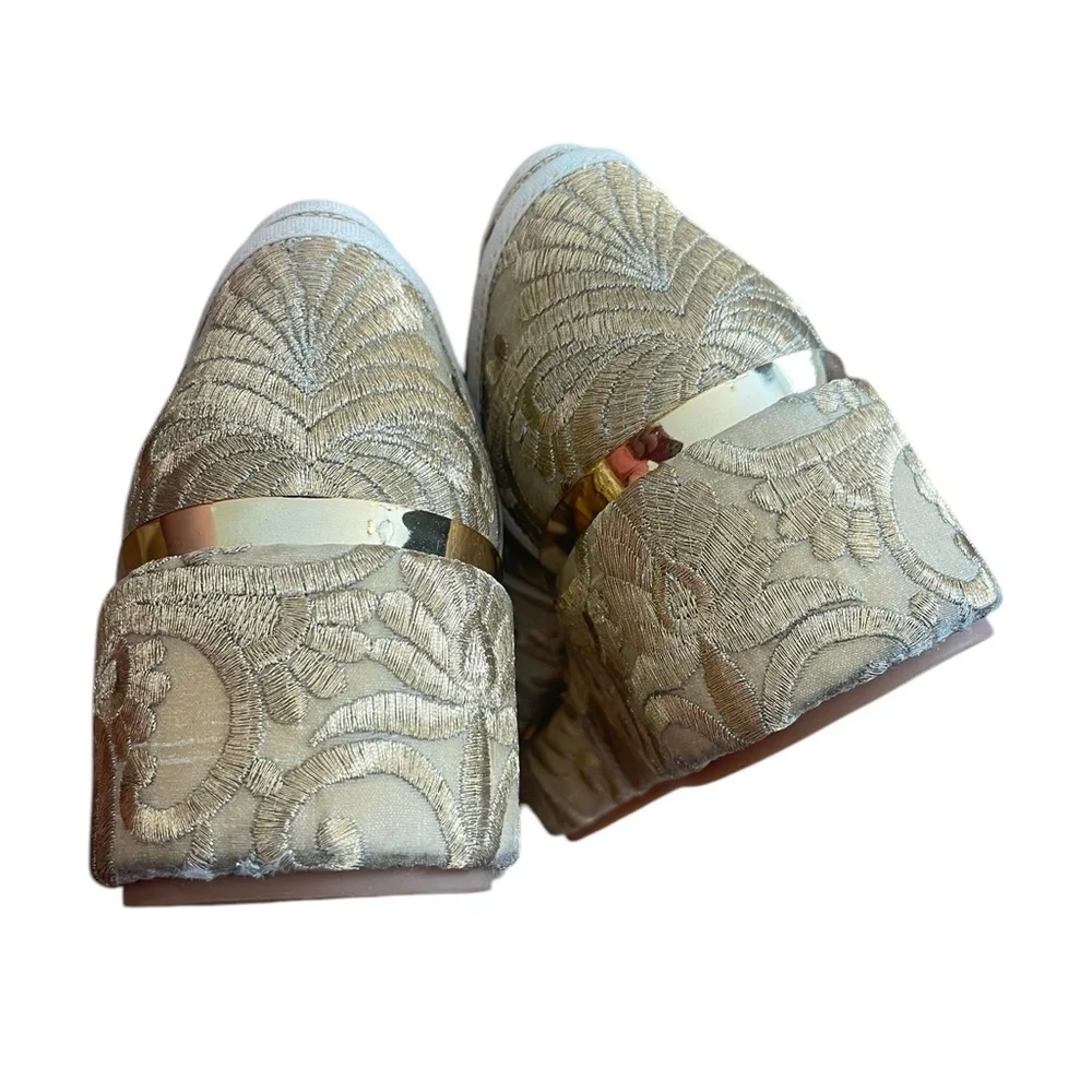 Tory Burch Arden Platform Oxford Embroidered Shoes