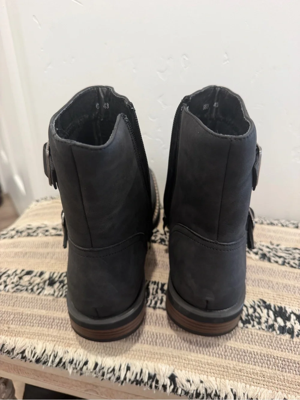 N/A men’s western