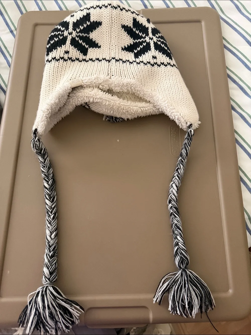 ACG cozy cream
