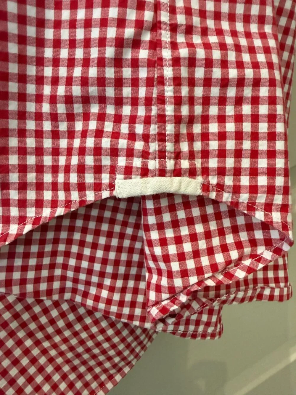 J. Crew Mens Classic L Red/White Gingham Long Sleeve Button Down.