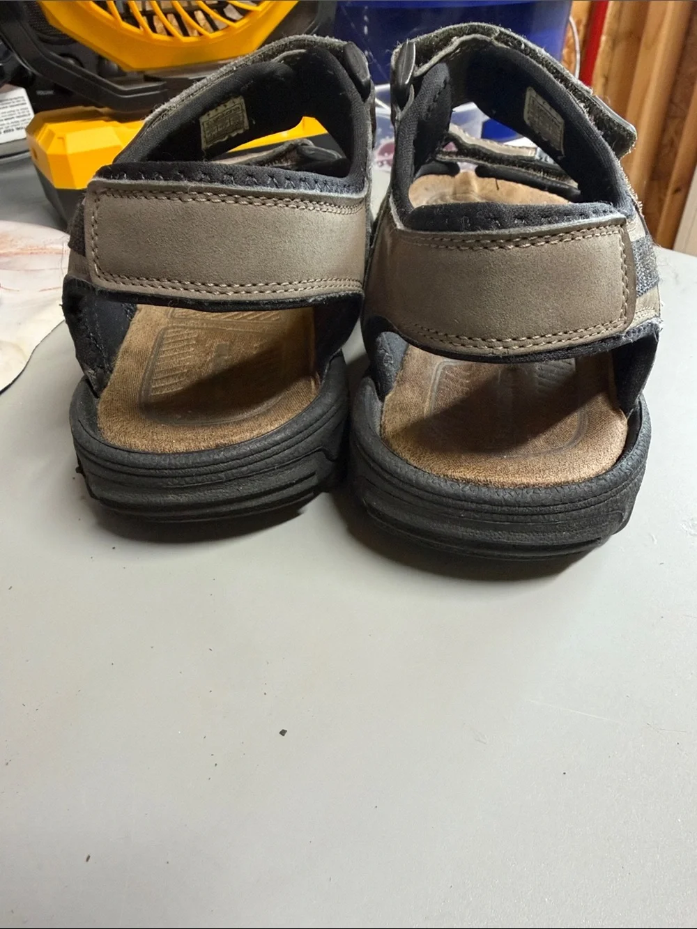 Gotcha durable taupe