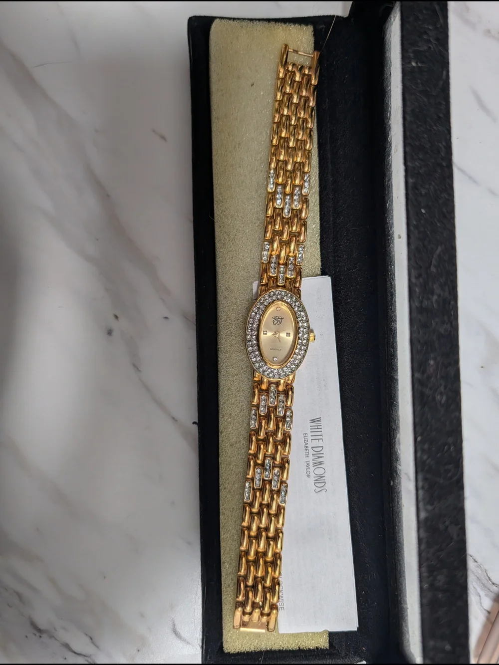 Elizabeth Taylor elegant gold