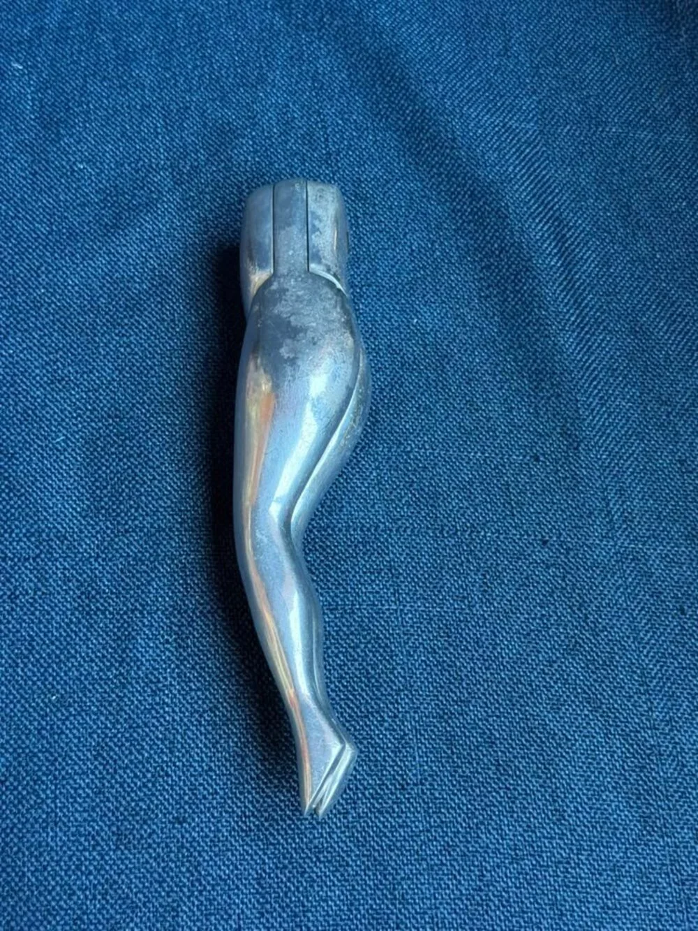 ▲ Vintage Mid Century Cast Aluminum Lady Legs Novelty Nutcracker Barware Kitchen