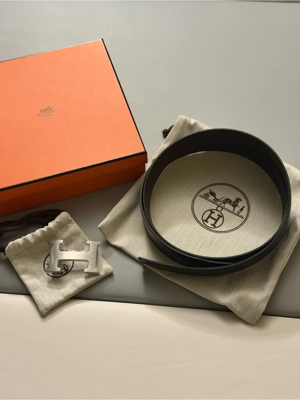 *Giftable* Hermes Black Chocolate Reversible Leather Belt with Silver H Buckle