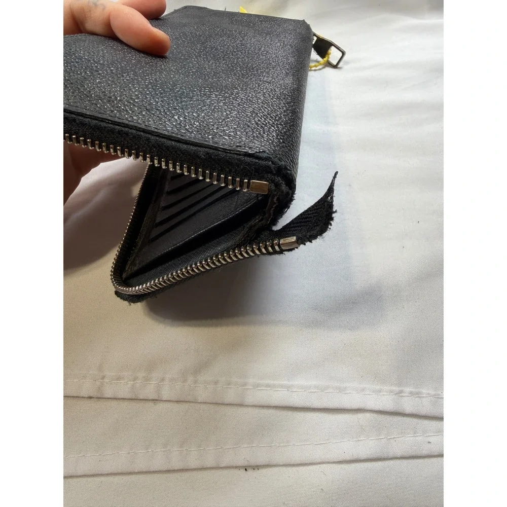 Louis Vuitton excellent good