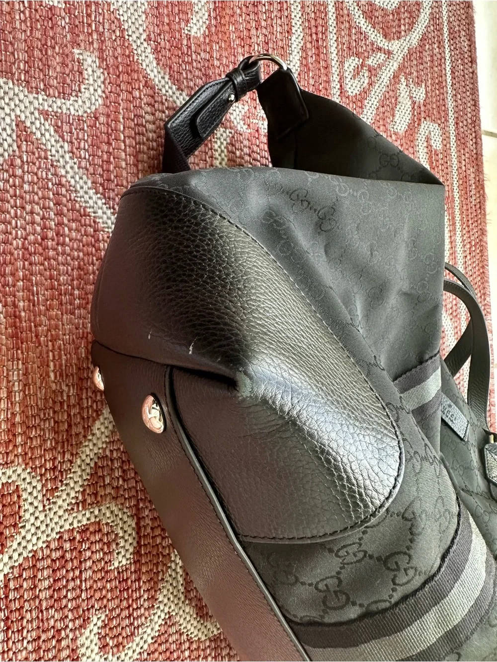 Gucci authentic gg