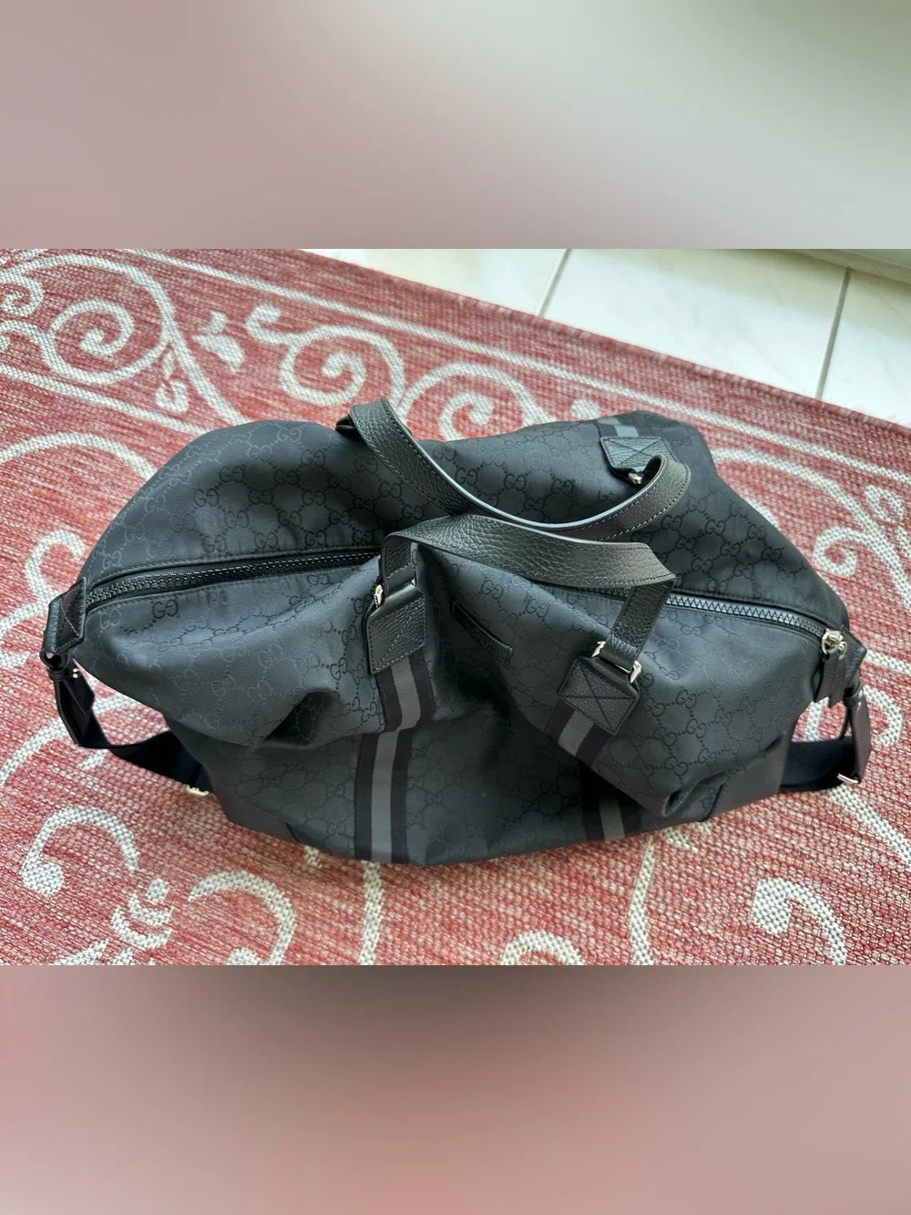 Gucci authentic gg