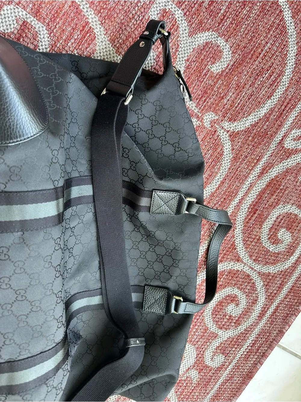 Gucci authentic gg