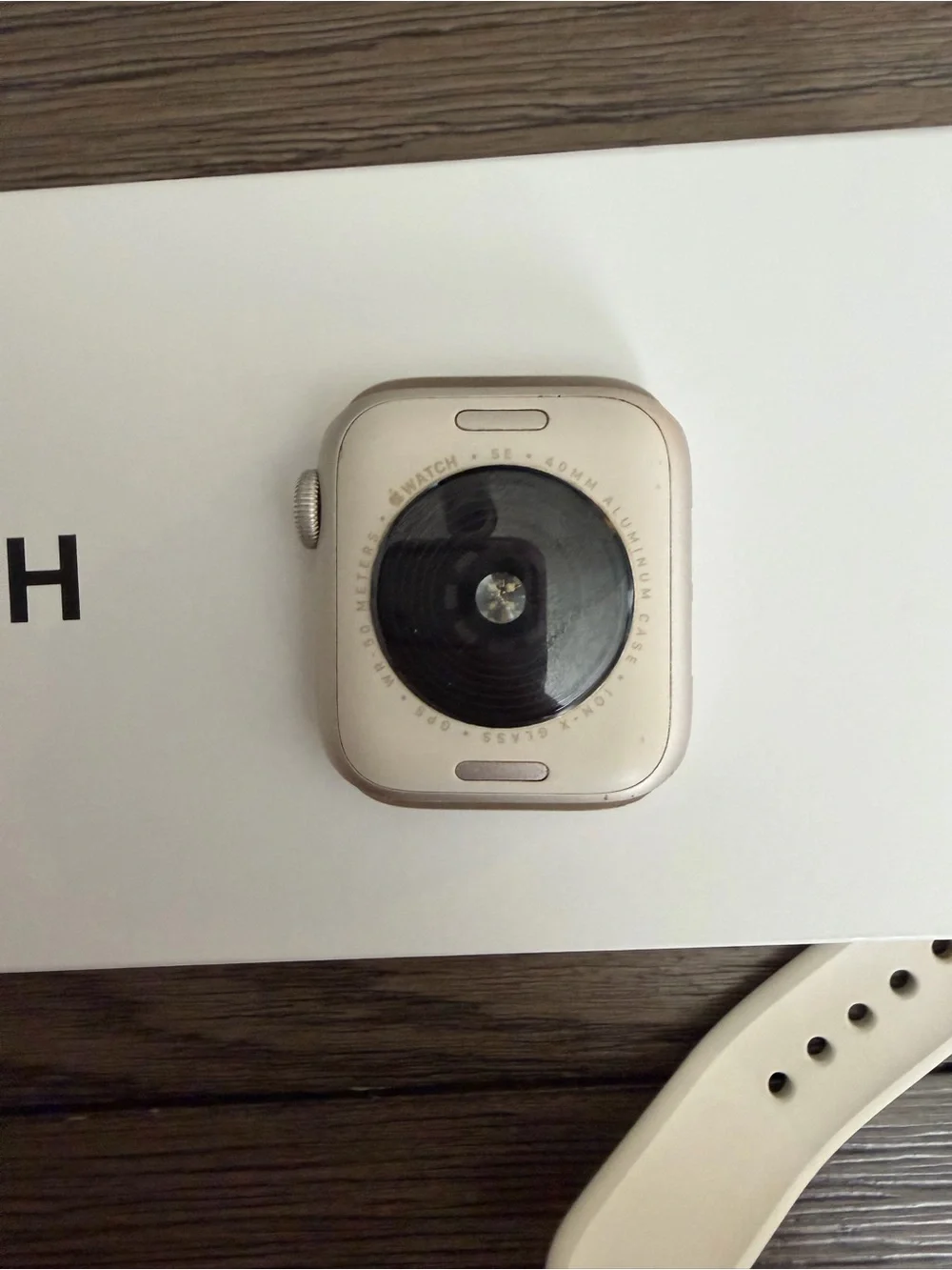 Apple wore se3 mostly