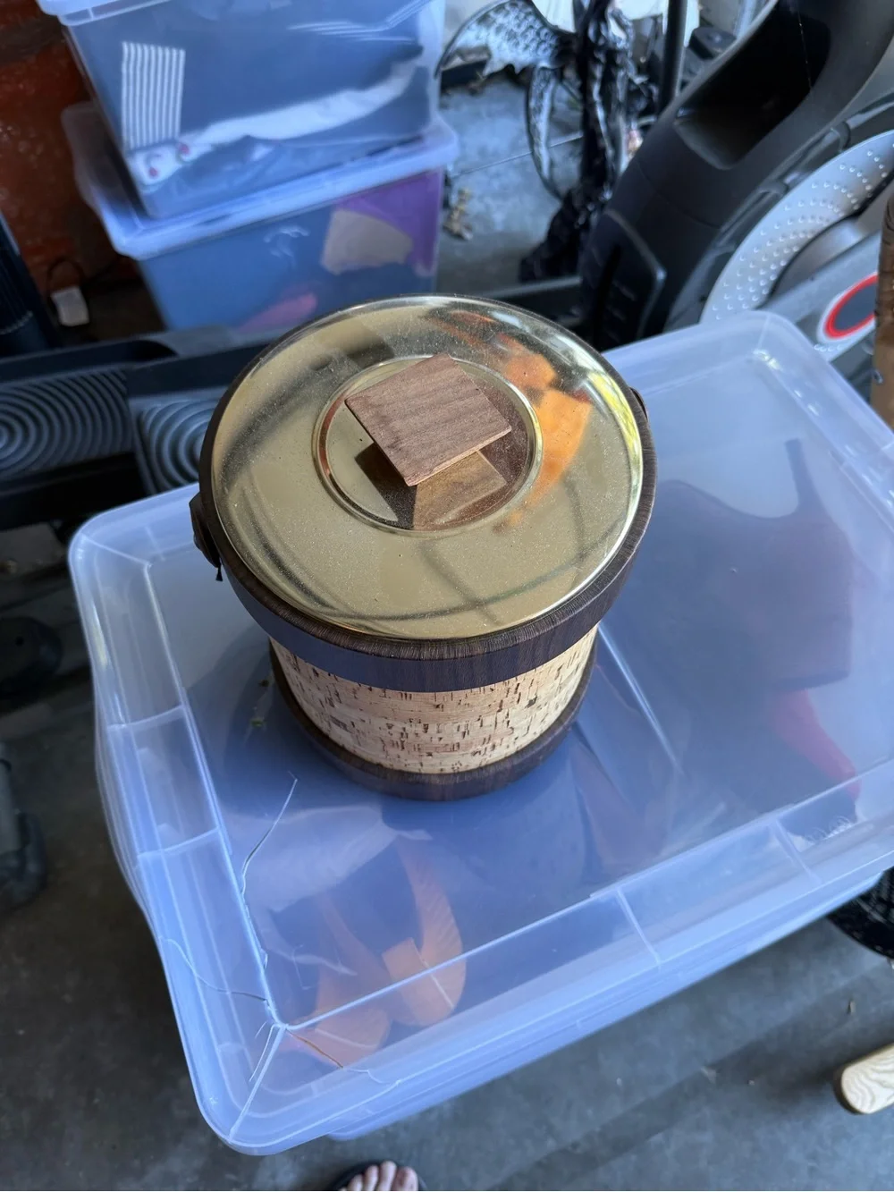 N/A vintage cork
