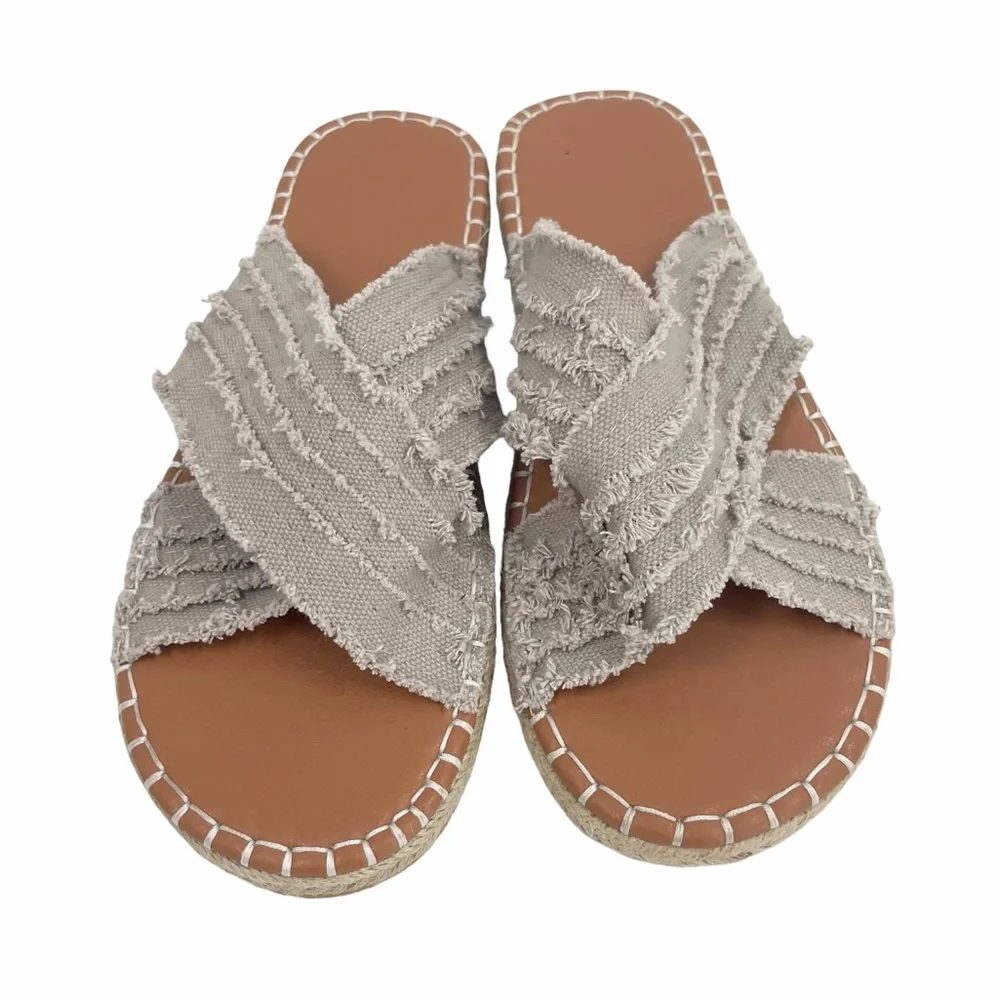 N/A women’s flat