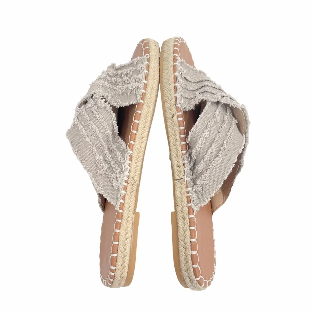 N/A women’s flat