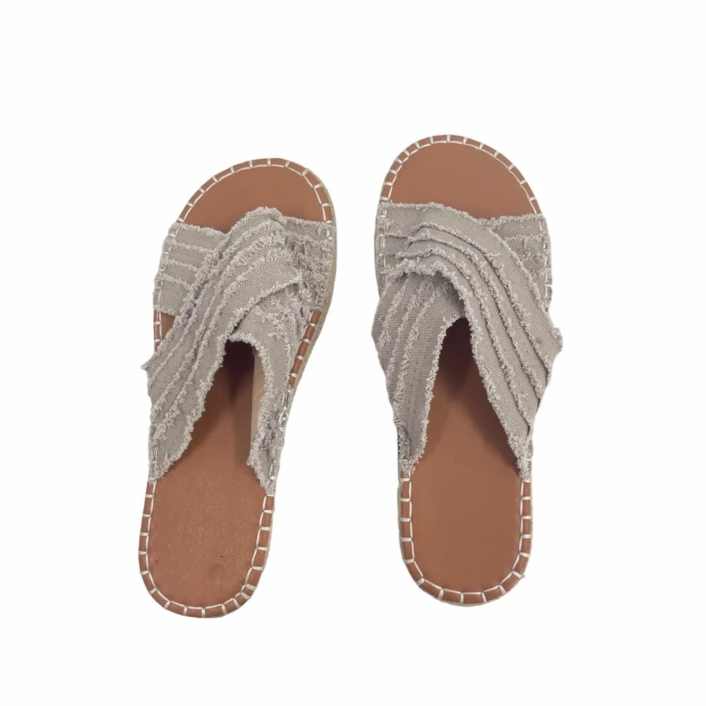 N/A women’s flat