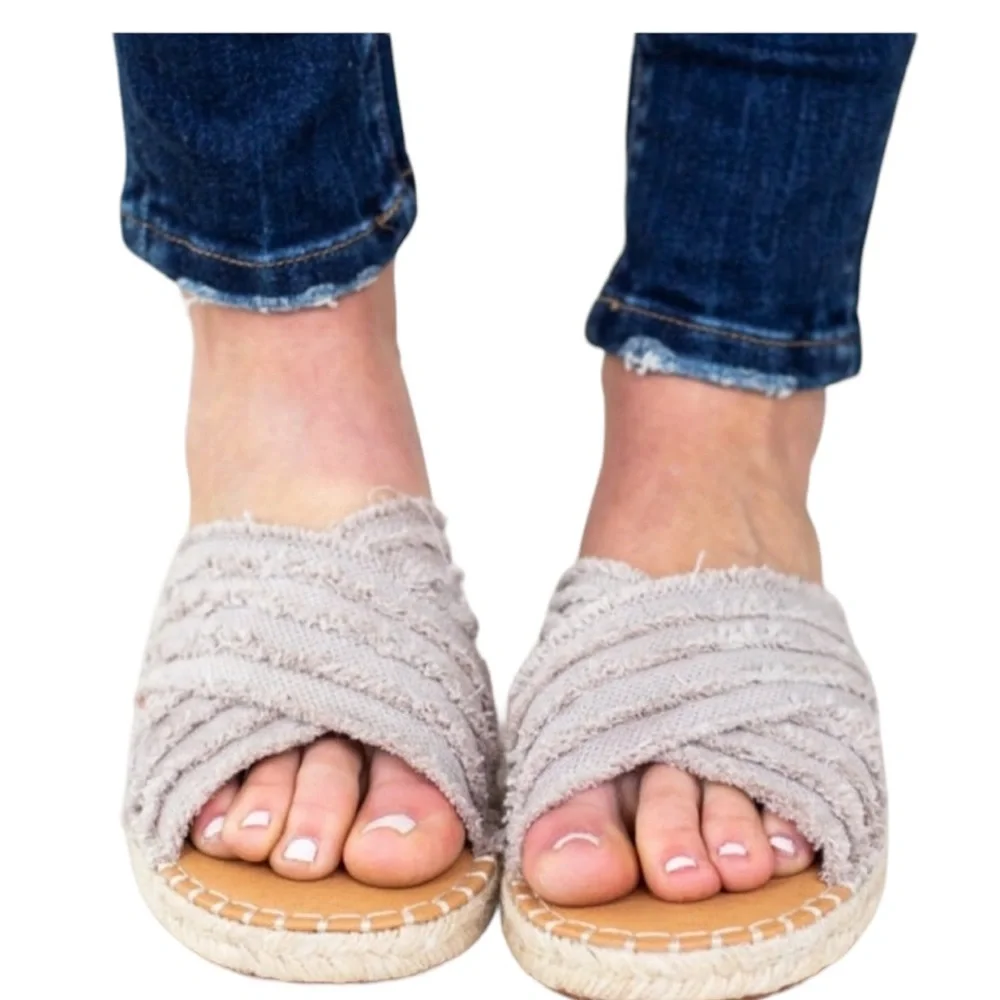 N/A women’s flat