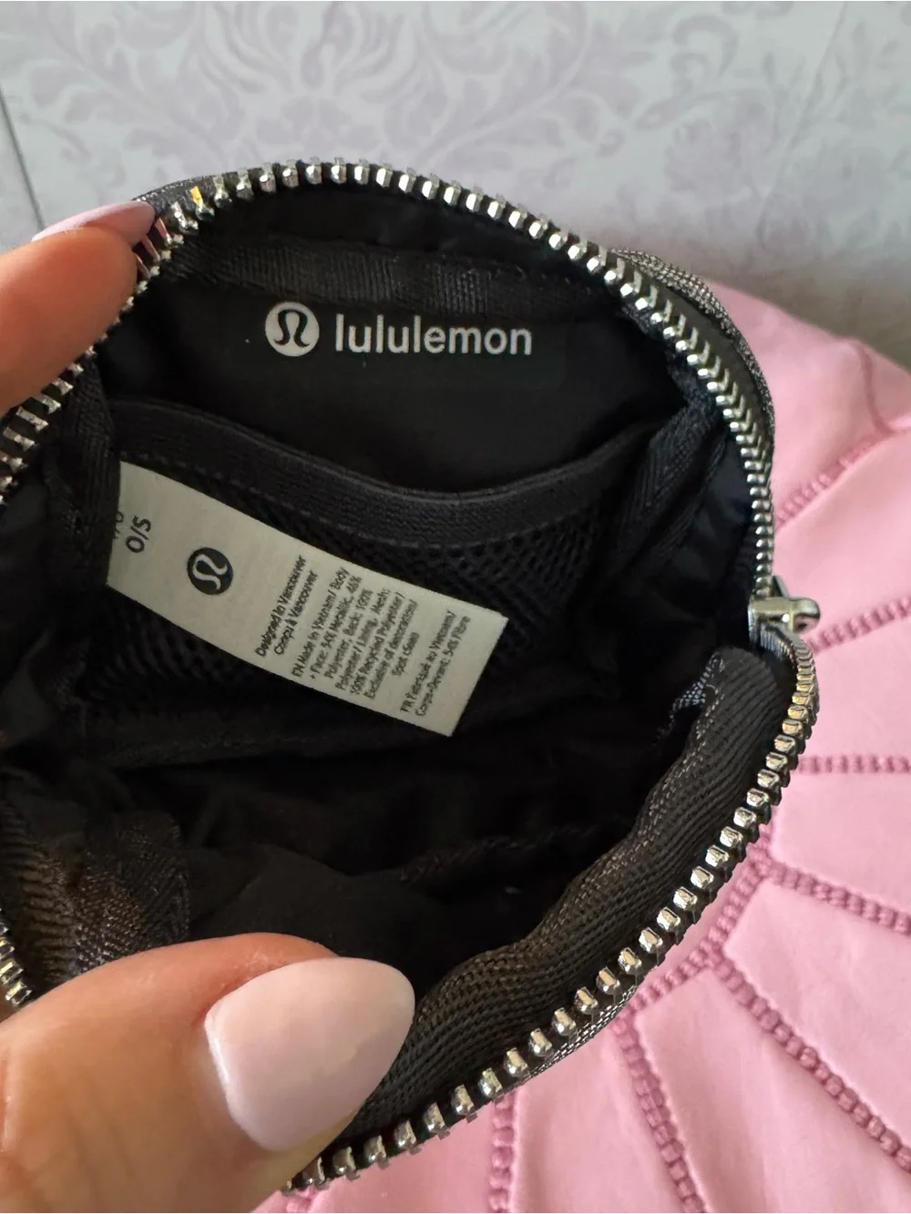lululemon athletica item specifics