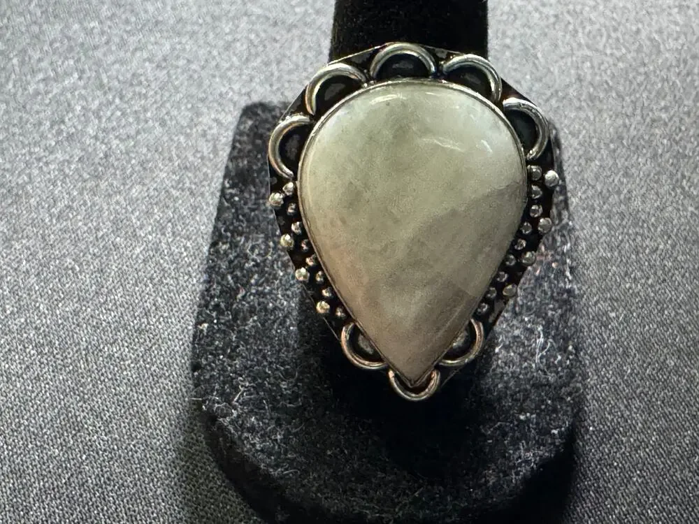 Vintage 925 SIlver Moonstone Teardrop Statement Ring Size 8