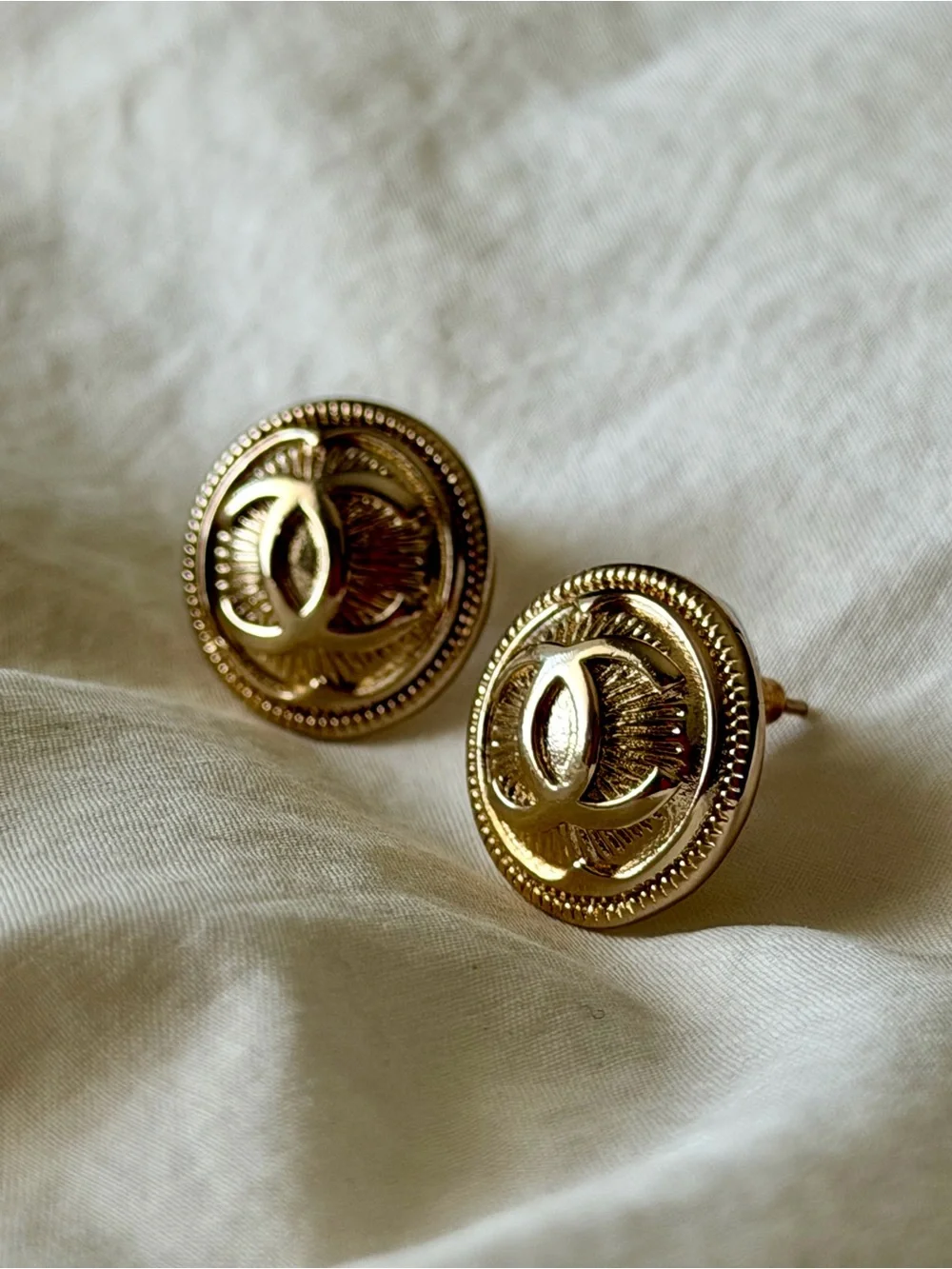 CHANEL authentic earrings