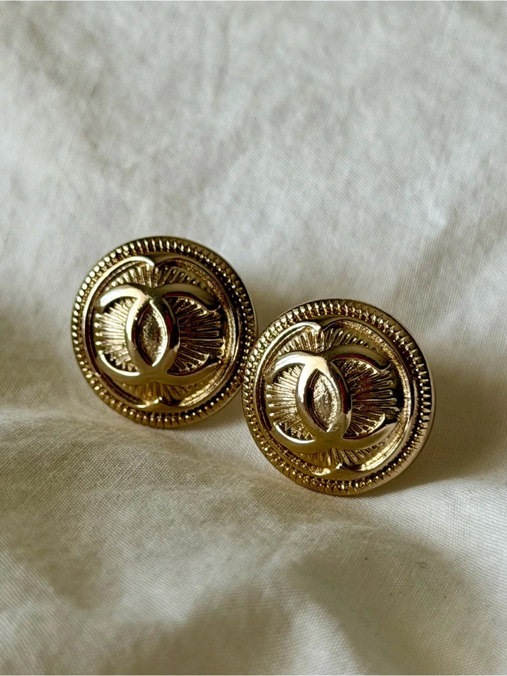 CHANEL authentic earrings
