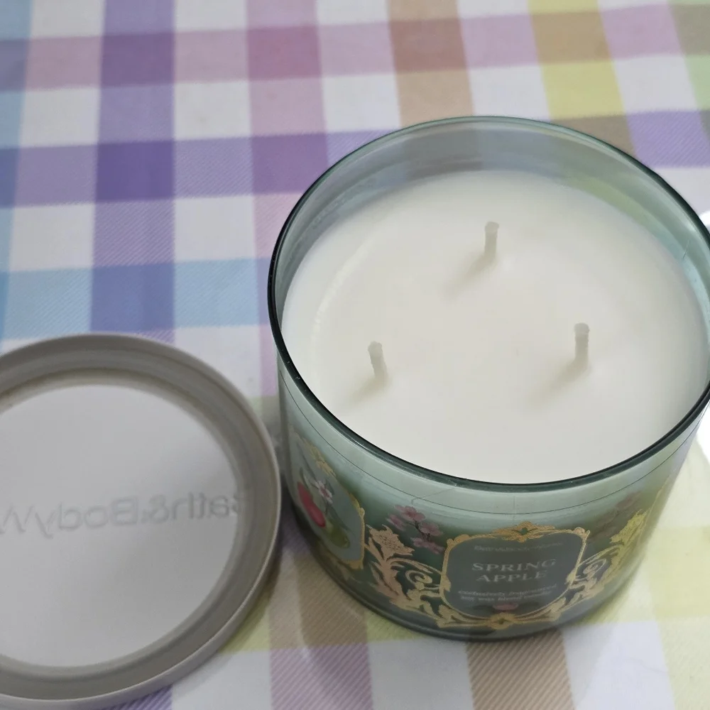 Bath & Body Works bath body