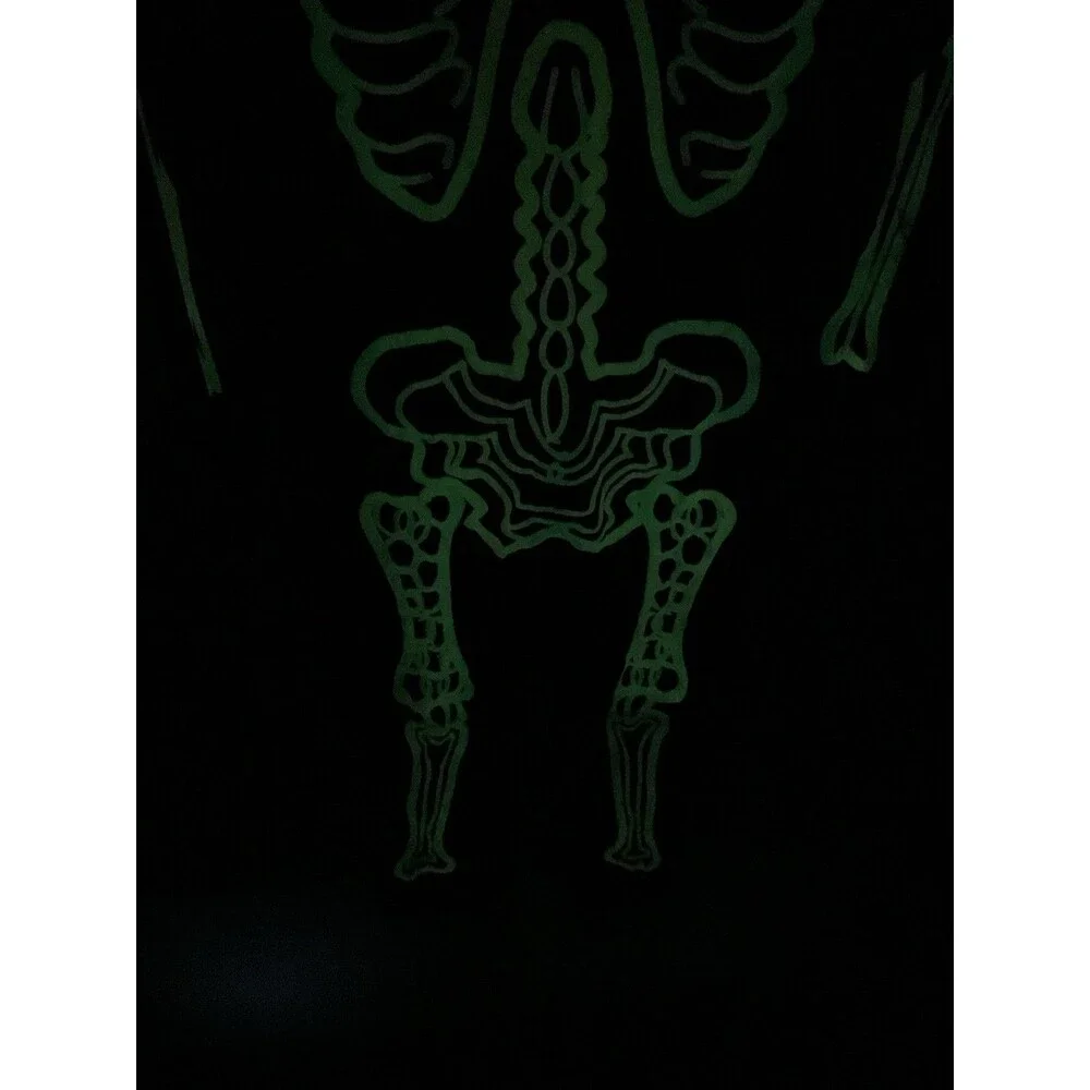 Familus glow dark