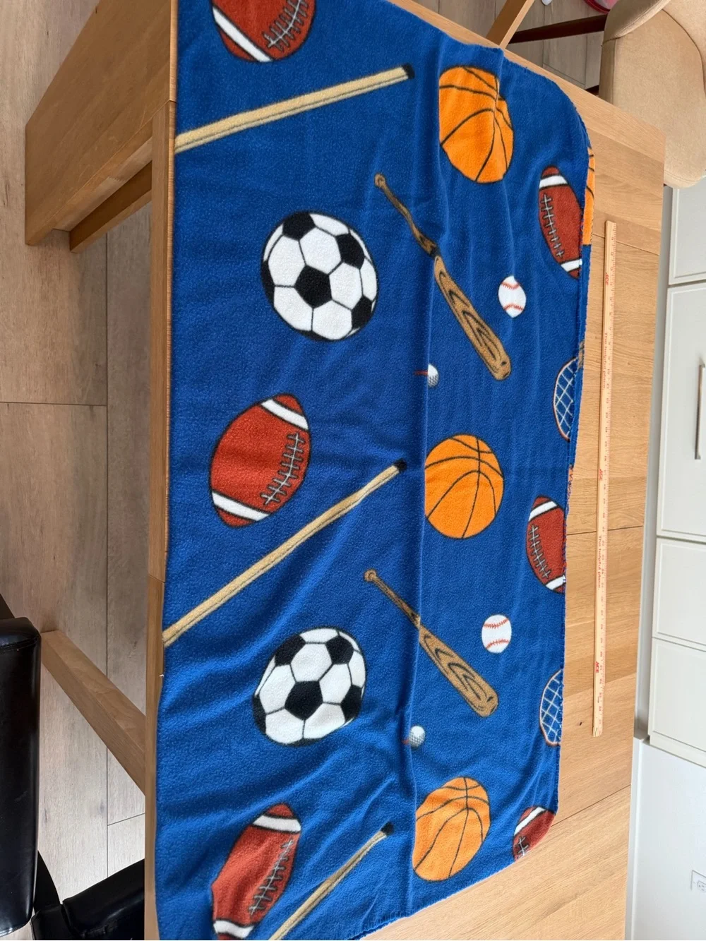 N/A fleece blanket