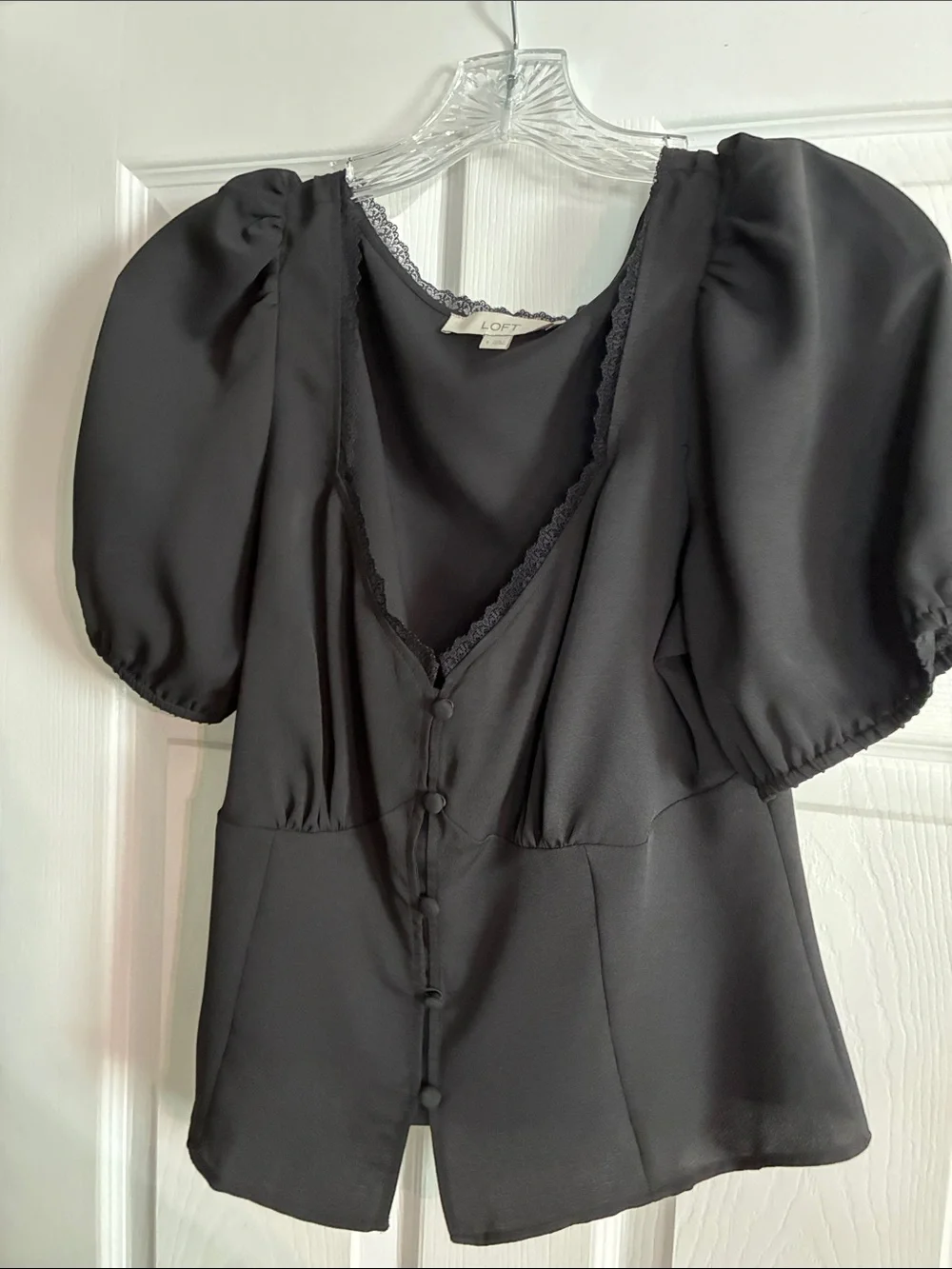 LOFT Black Puff-Sleeve V-Neck Button-Front Blouse