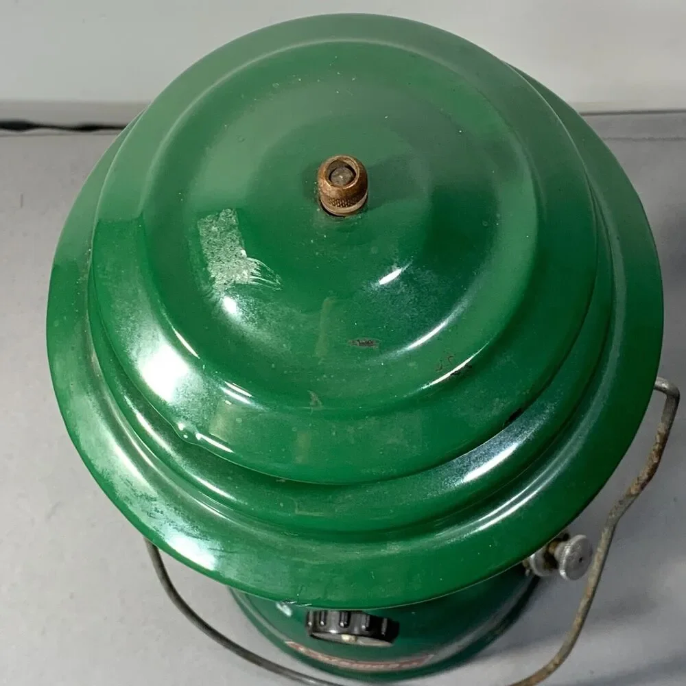 Coleman vintage 220j