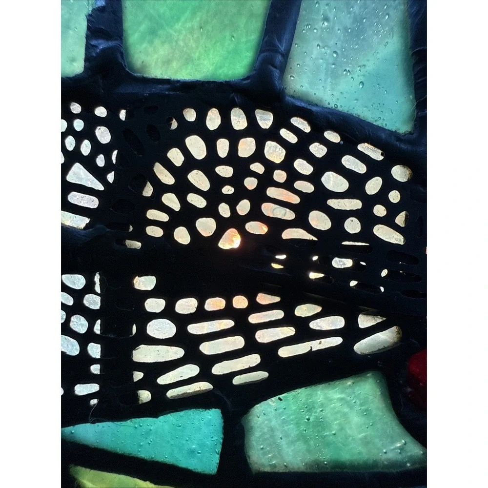 Dale Tiffany egg dragonfly lamp