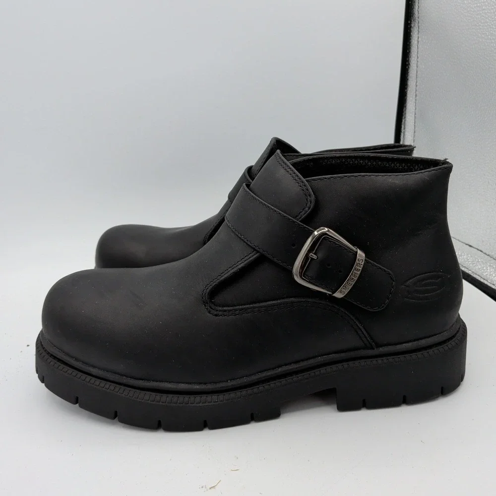 Skechers new without