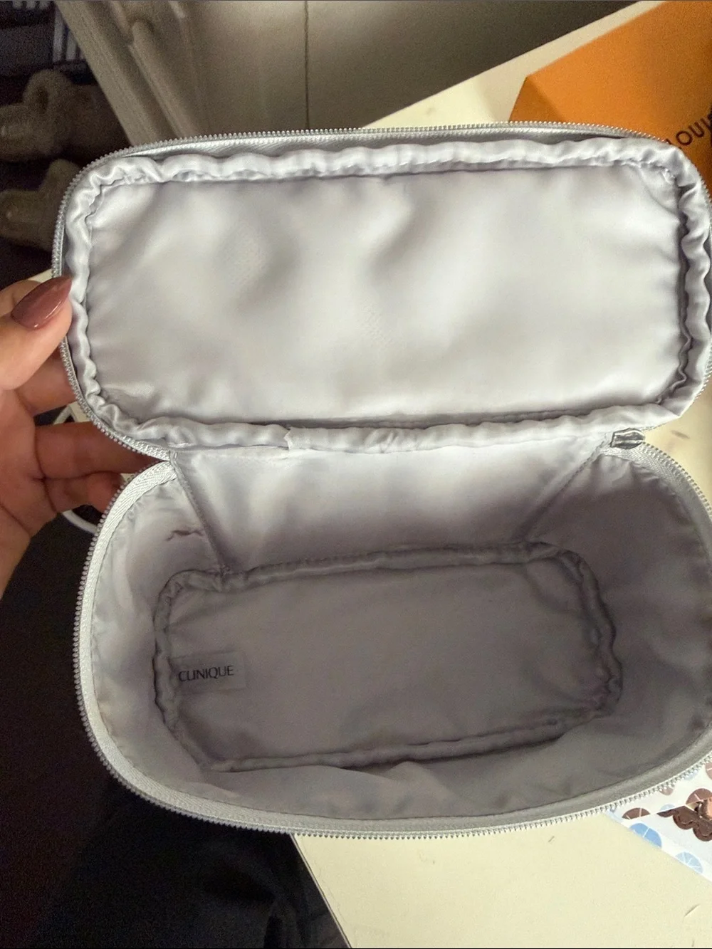 Clinique access zippered interior