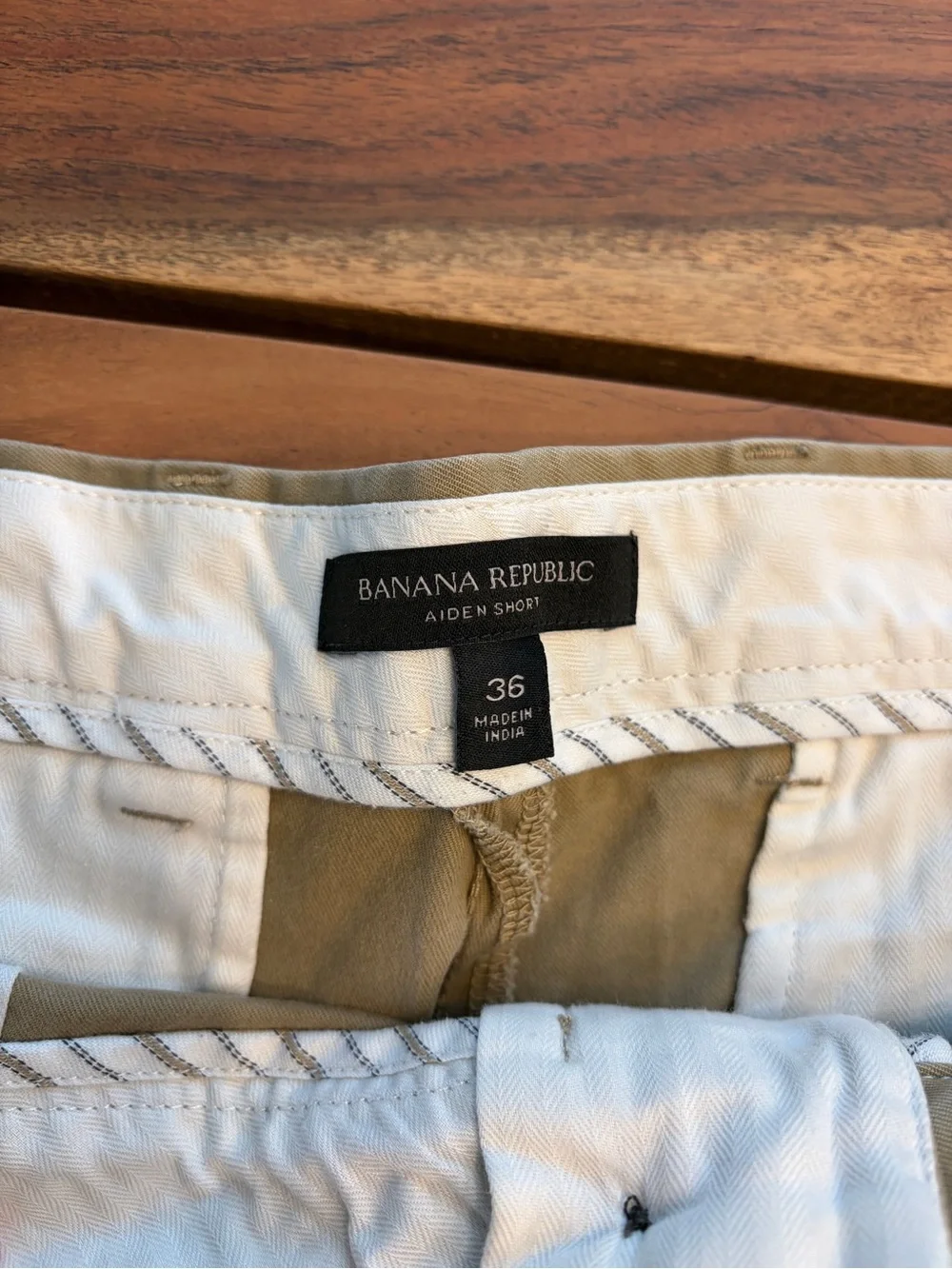 Banana Republic smart flat