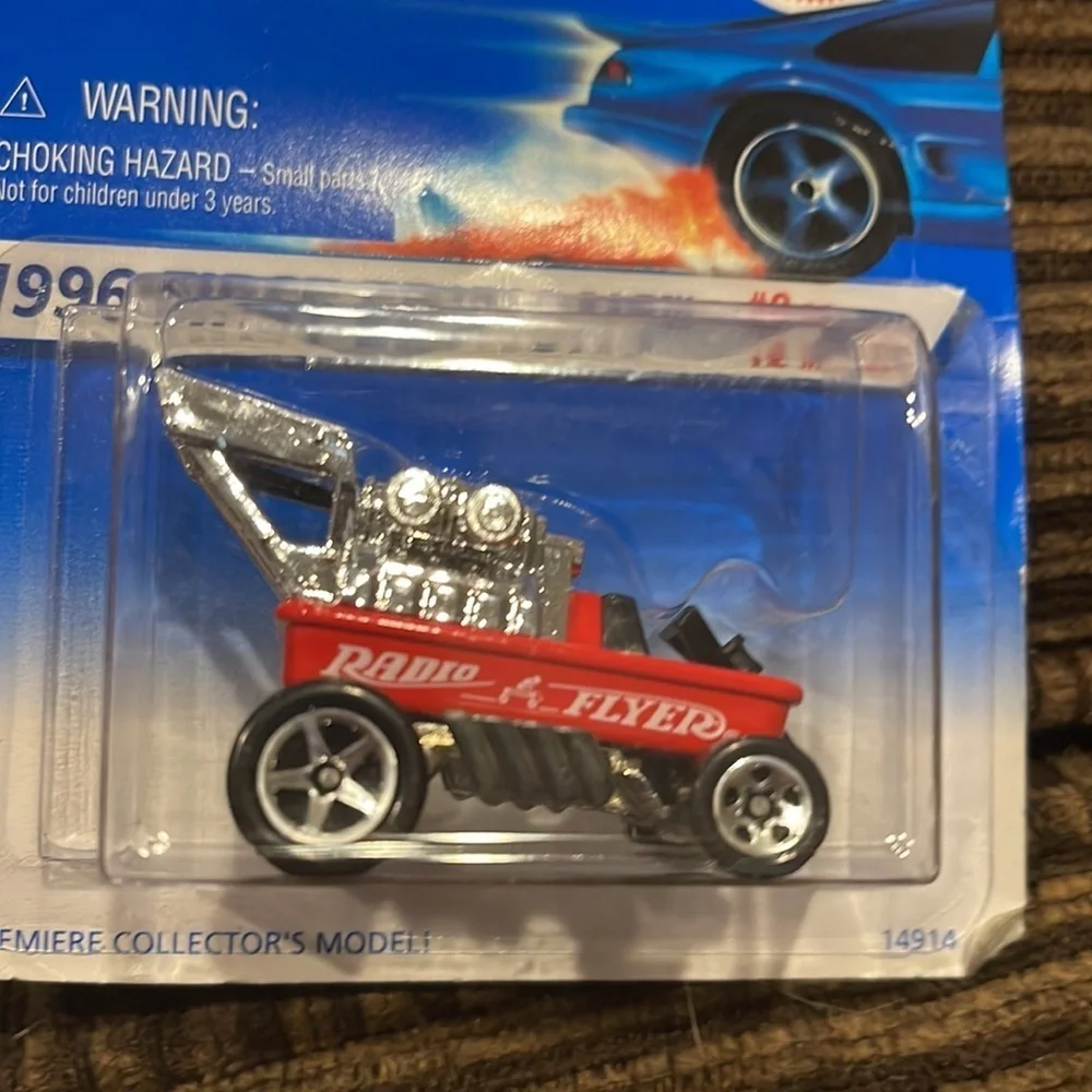 Mattel red wheel home