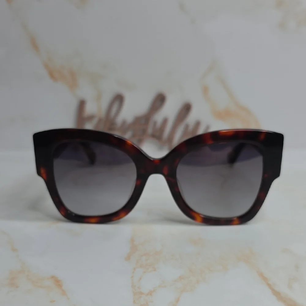 Kurt Geiger stylish tortoiseshell