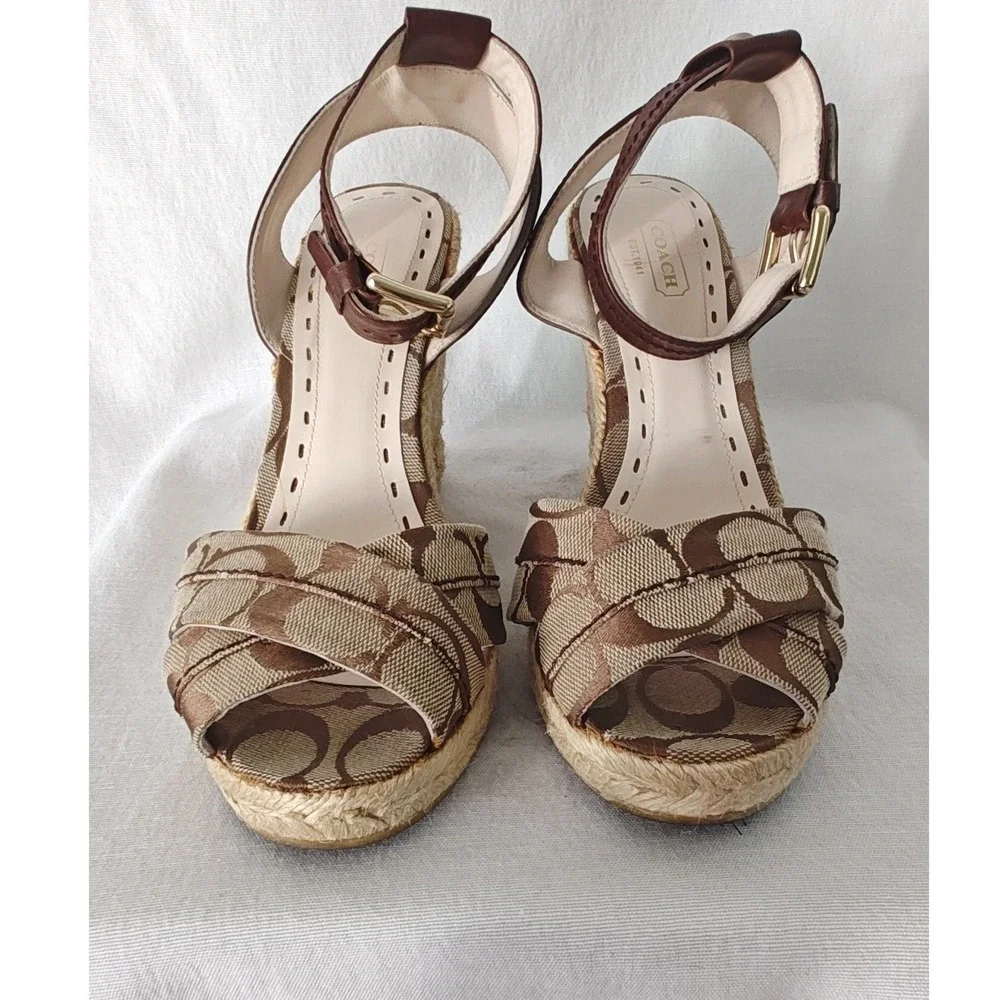 Coach pre owned