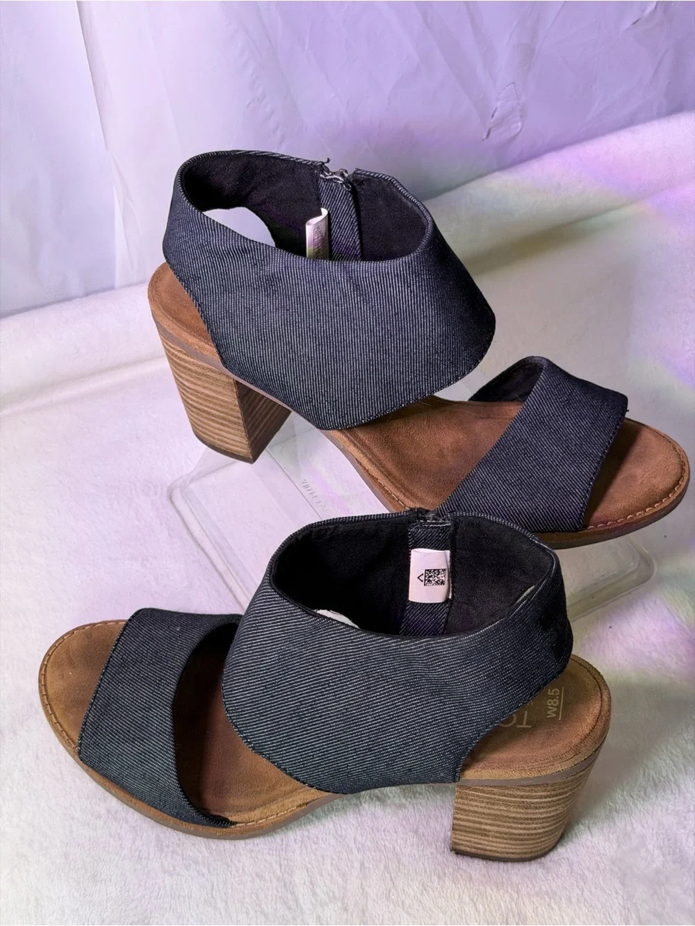 Toms open toe